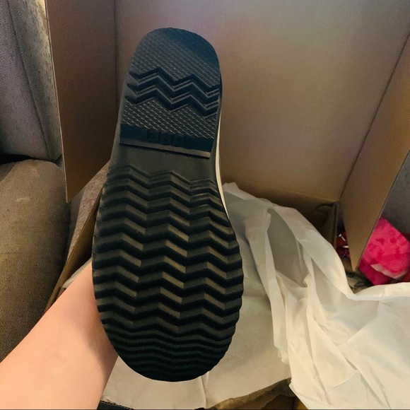 SOREL Winter Carnival Waterproof Winter Boots NEW - Picture 6 of 8